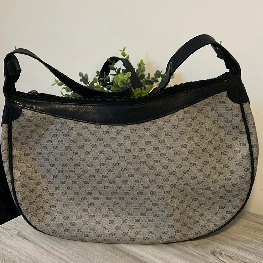 GUCCI Vintage Hobo monogram canvas bag EUC - Picture 3 of 16